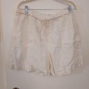 Women's Casual Cream Cargo Shorts